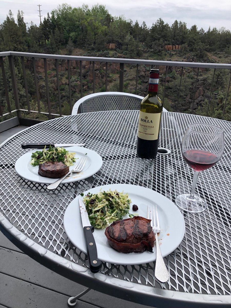 JBartlett911's tweet photo. A little Valpolicella on vaca! ⁦@foodandwine⁩ #wine #bolla #valpolicella #eaglecrest https://t.co/zjxv2G0k18