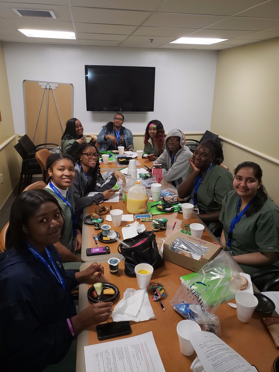 LBHealth's tweet photo. #LifeBridgeHealth is working with @BaltCoPS, as part of our magnet school partnership, students from the Academy of Health Professions at @RandallstownHS recently enjoyed a breakfast to celebrate the end of their 2018-2019 clinical rotations at #NorthwestHospital. #Community https://t.co/QJKcwgG0HJ