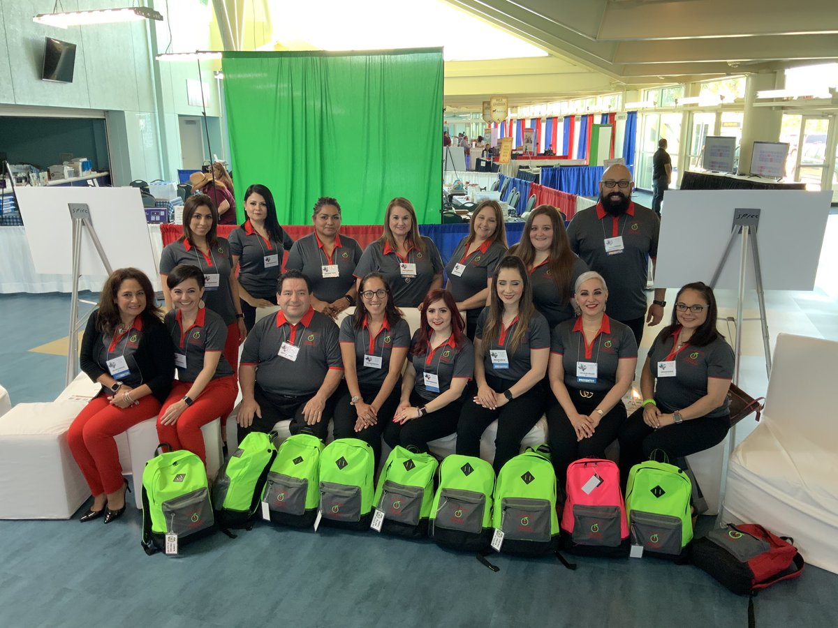 CGarza0930's tweet photo. Loving our @LaJoyaISDEdTech Team at the @RegionOneESC Tech Conference! #LJTECHi3 #EdTechFamily #DontMessWithTechnology19 https://t.co/o7xcPHgk32