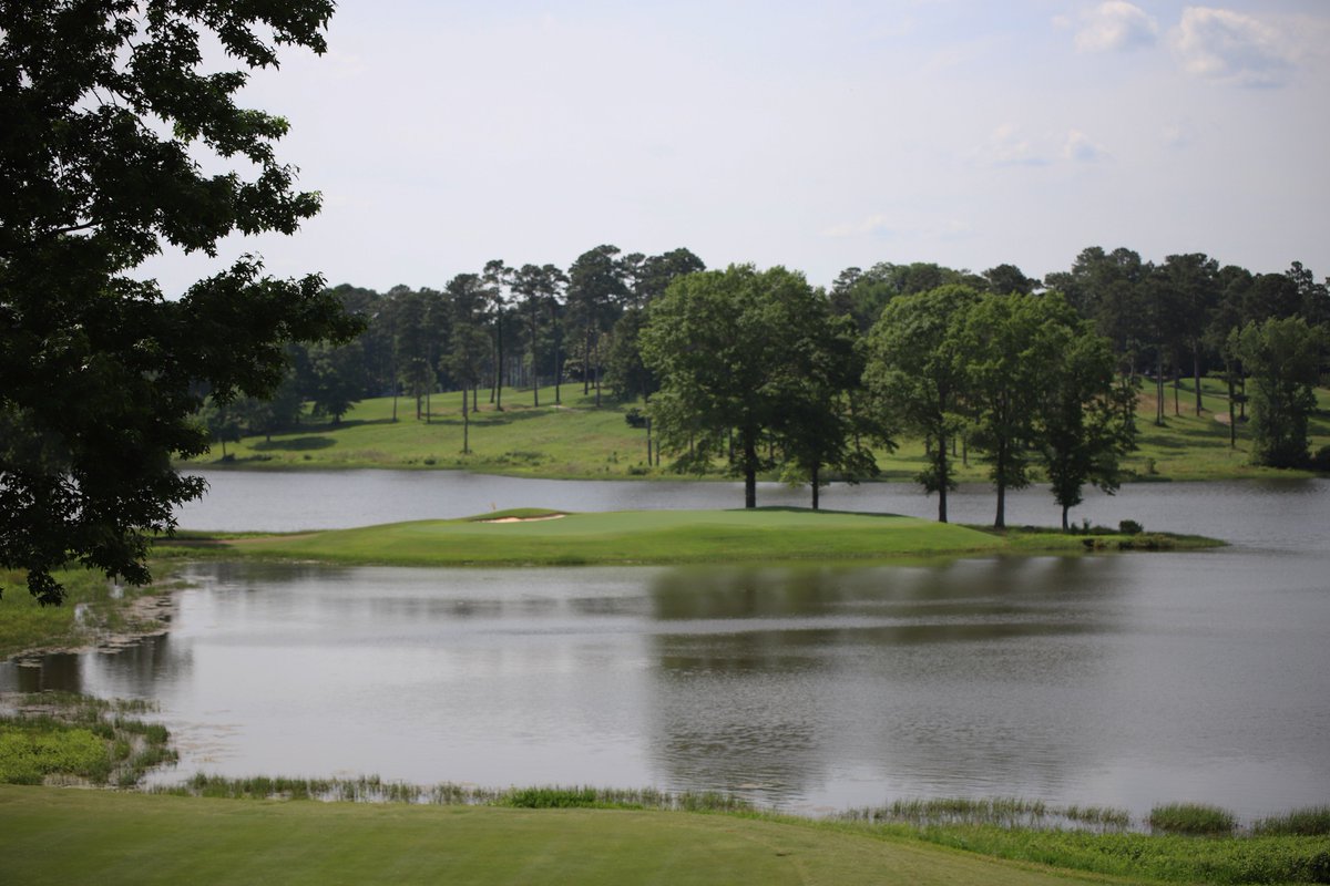 EpsonTour's tweet photo. 📍 Lake Course at Grand National on the Robert Trent Jones Golf Trail #ZBChamp #Road2LPGA #DriveOn https://t.co/kjzQOzxtqL