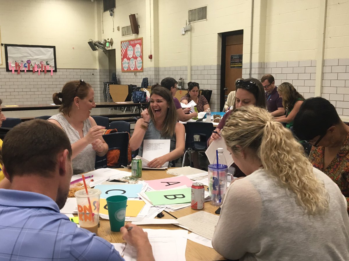 ramos_maria1's tweet photo. Ts working to analyze writing of students; preparing for next year!  @Hillcrest_BCPS @kblannard #rangefinding https://t.co/9CiX60JxqQ