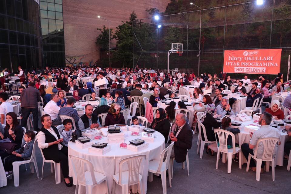 Başakşehir Birey okullarının İftarında buluştuk Rabbim kabul eylesin 
Bu güzel eğitim yuvalarından  Dinimize , Devletimize  Milletimize  hayırlı faideli nesiller yetiştirmeyi nasibeylesin...