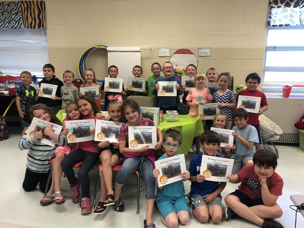 BobbiejoVice's tweet photo. How exciting: published authors in first grade! #FCSMoments https://t.co/sWYfOKMTbw