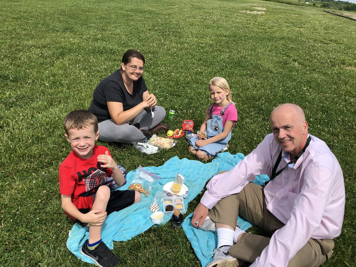 BobbiejoVice's tweet photo. #FCSMoments A great day for first grade and family! https://t.co/cz6ThslkMp