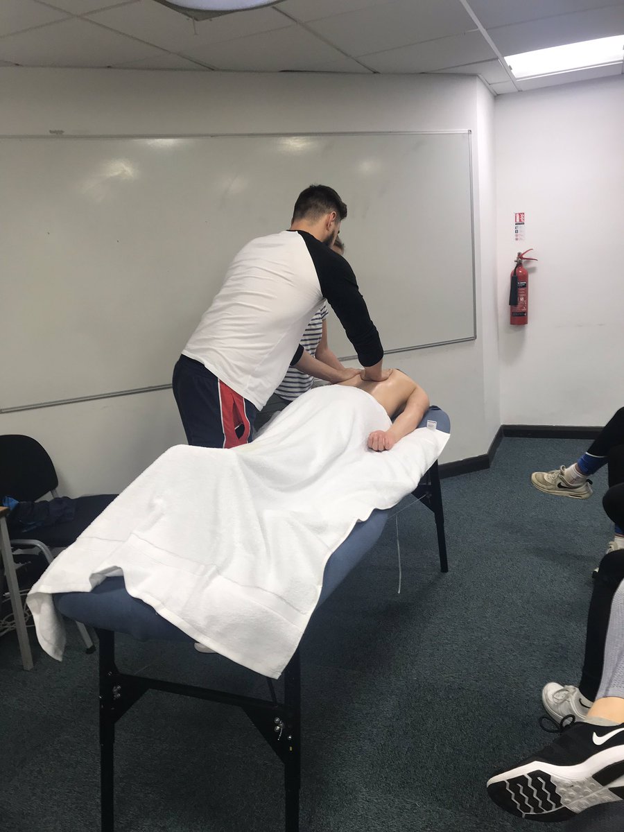 Thanks Liz O’Brien for the Sports massage demo teaching basics for Island Games and Seaclose swimmers tonight!! #TeamIOW <a href="/IOWIGswim/">IOW Island Games Swimming</a> <a href="/IOWIGA/">Team IOW</a> <a href="/iwcpsport/">IWCP Sport</a> #iowigswim