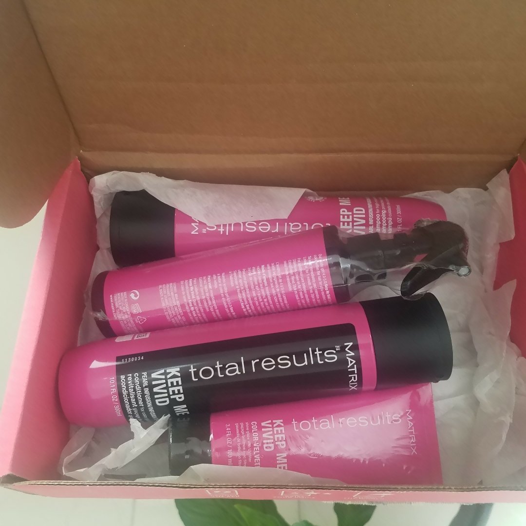 Tania002's tweet photo. #Hair https://t.co/cfIf1p363a