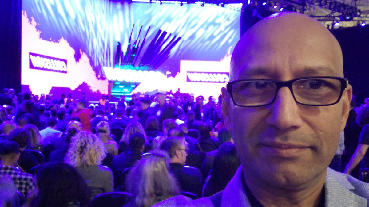 talkSim's tweet photo. #CollisionConf waiting for our prime minister..Toronto has come a long way @JustinTrudeau https://t.co/a0fbZNqahF