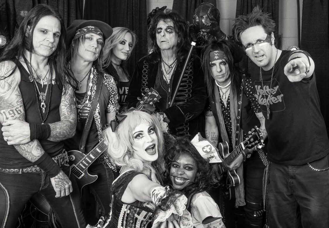 alicecooper's tweet image. Happy Birthday Sheryl Cooper!!!!🎈 🍰