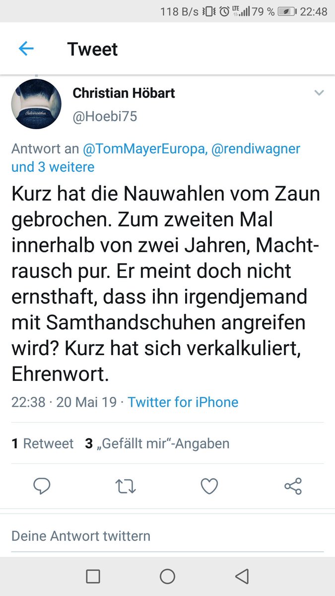 dieLeich's tweet photo. Wird laminiert, wegen der #gürtellinie #warats
#StracheVideo #kurz #ibizagate #neuerStiel mit kaputten Borsten und Knacks https://t.co/nPaebiDtnT