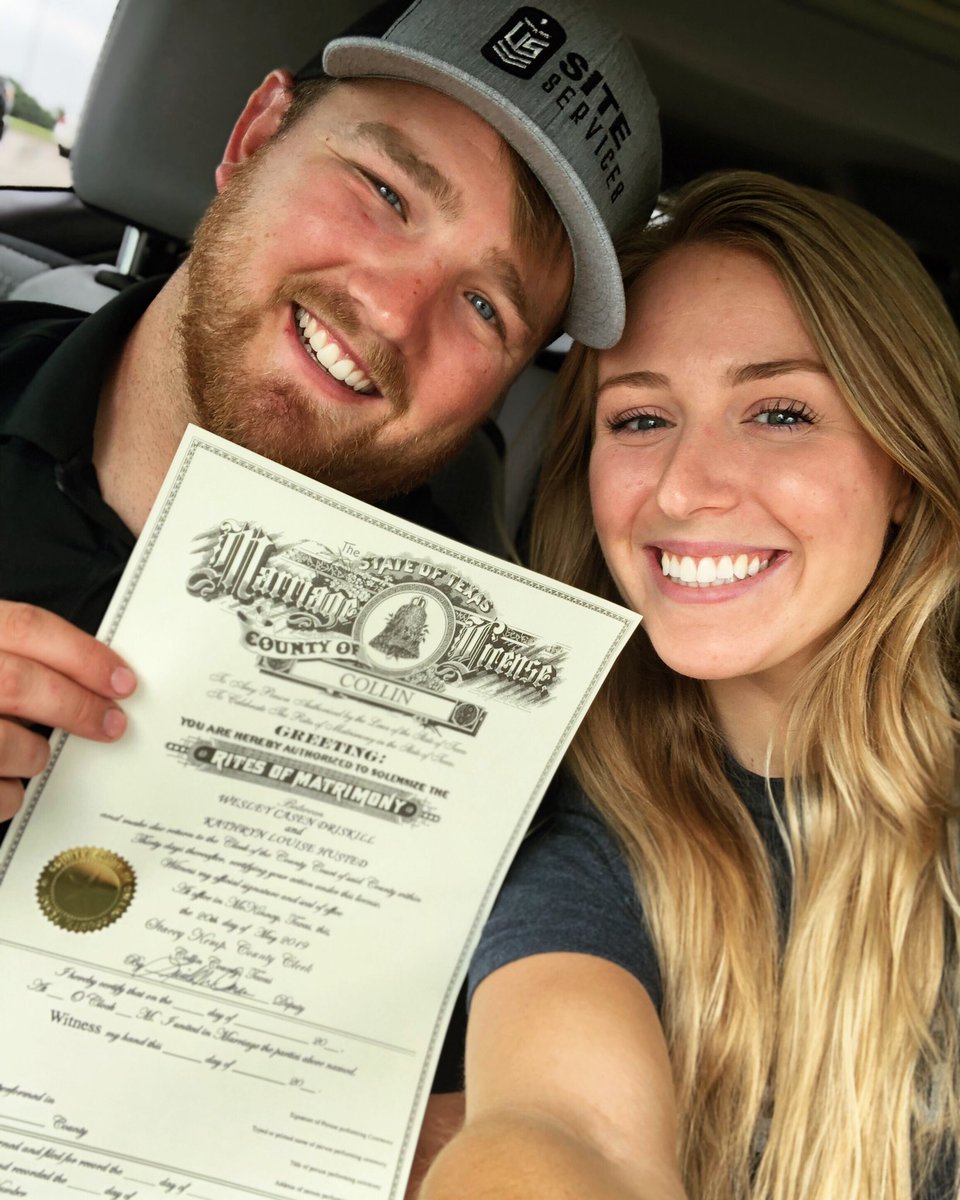 KaytiLouise's tweet photo. June 1 we’re ready for ya!!😍💍 https://t.co/ANO6KrZIVU