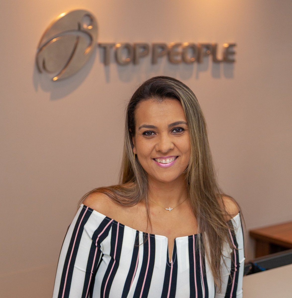 ViaPublicaCom's tweet photo. Reter talentos deve ser estratégia das empresas           
           
Em artigo, Raquel Lima, da TOP PEOPLE, ressalta que investir na boa gestão de pessoas é o caminho para manter os melhores funcionários. https://t.co/WtuB62ERFB

#TOPPEOPLE
#ClienteViaPublica https://t.co/SDs1KvrEaQ