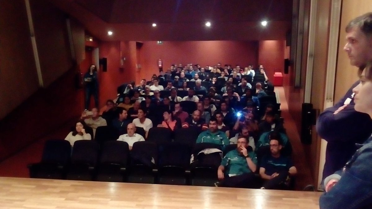 InteraZgz's tweet photo. Día de presentación y sorteo de nuestra VI Copa Interasociaciones de Fútbol Sala 😊⚽️✌💪 @estigma0zgz @GrupoReyArdid @ASAPME @fpicarral @PlenaAragon @Kentrikes @SpecialAragon @RealZaragoza https://t.co/v6Ie9dAidb