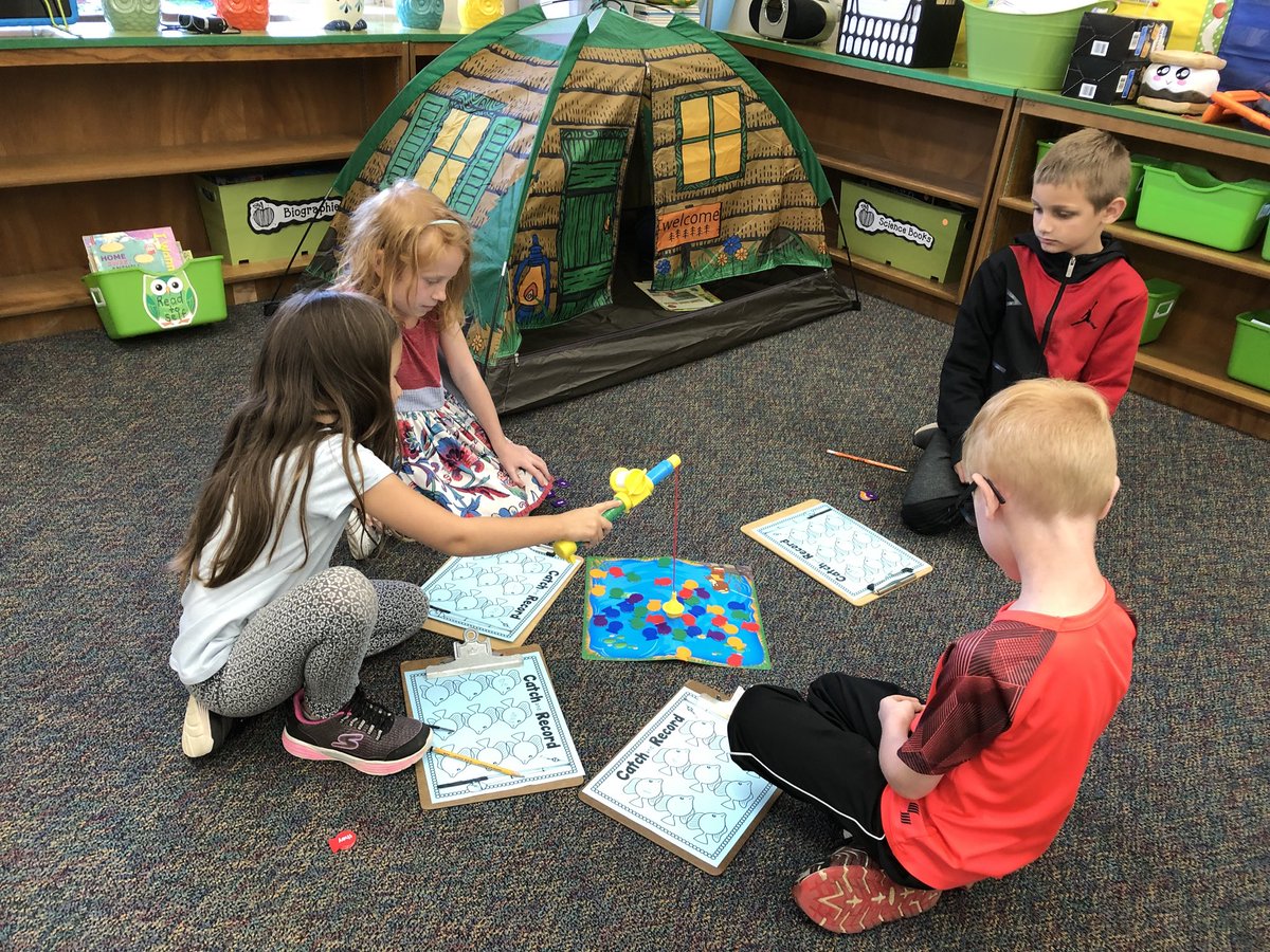 JennyGoings's tweet photo. Fabulous Fishy Fun! 😁 Students fished for sight words and measured fish to find the “keepers.” 🎣 🐟 #centerfun #lastweek https://t.co/32QzPl0TH9
