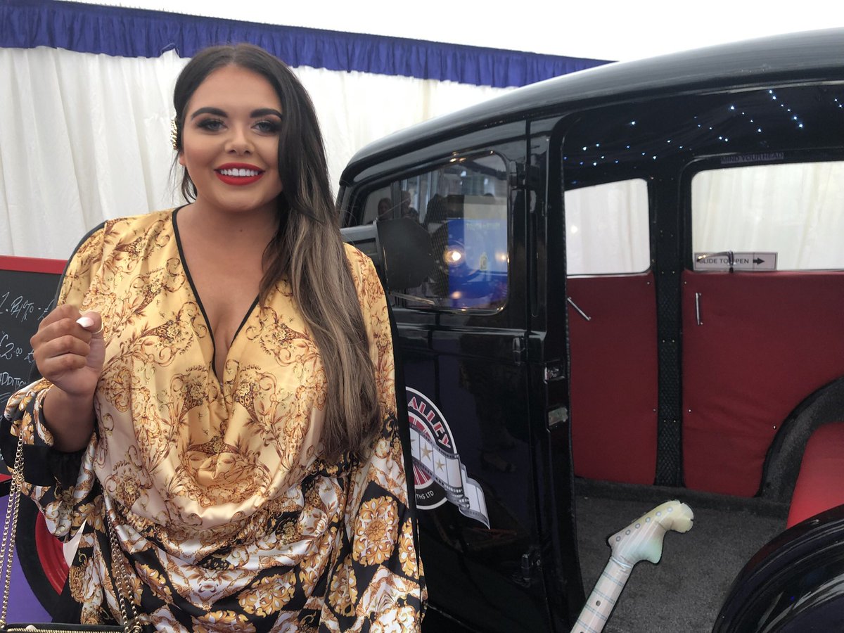 PimmsVan's tweet photo. Fantastic day yesterday for a great cause @HardwickHHotel for the Angeltrust Charity...even @ScarlettMoffatt stopped by for a Pimms in our new Blind Alley Photobooth https://t.co/Fxp4UQVuh7