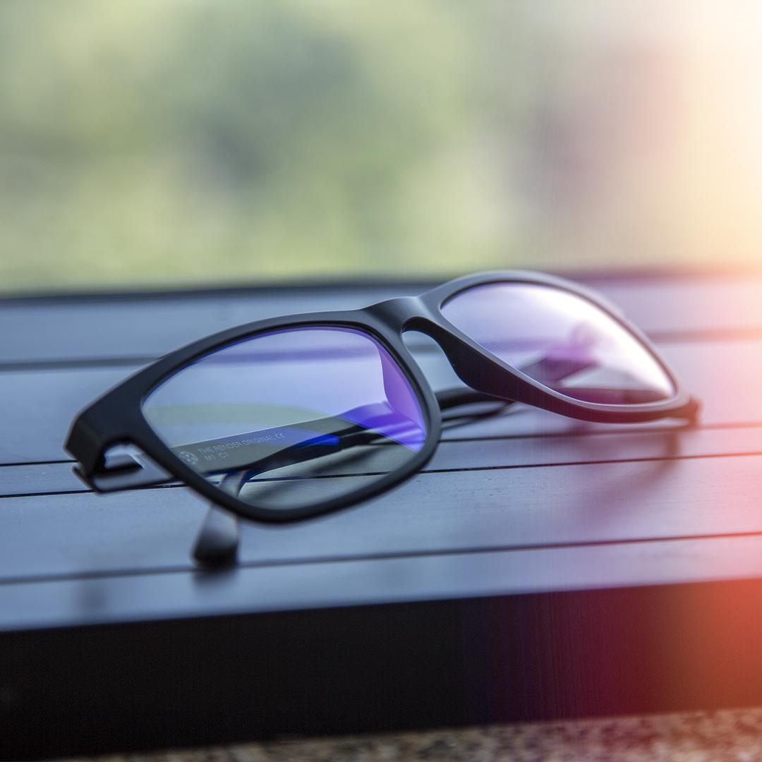 rendereyewear's tweet photo. It's also necessary to take a time to rest. 😉 Before or after your matches Render is always with you. 💥 #ChangeYourGame https://t.co/V1CbLxnwoq
