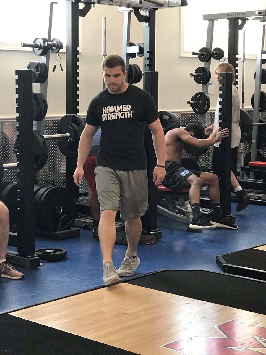 CoachGuyton's tweet photo. Welcome to new Head Strength Coach at @MohiganAthletic Bailey Gesteland! 👏👏👏

Bailey comes to us from @umichstrength and @uwoshkosh @CoachBrown19 

Looking forward to the work ahead!🚧💪 @billy_cedar has set a very high bar! 

@WVUCPASS https://t.co/NdRhoggXS1