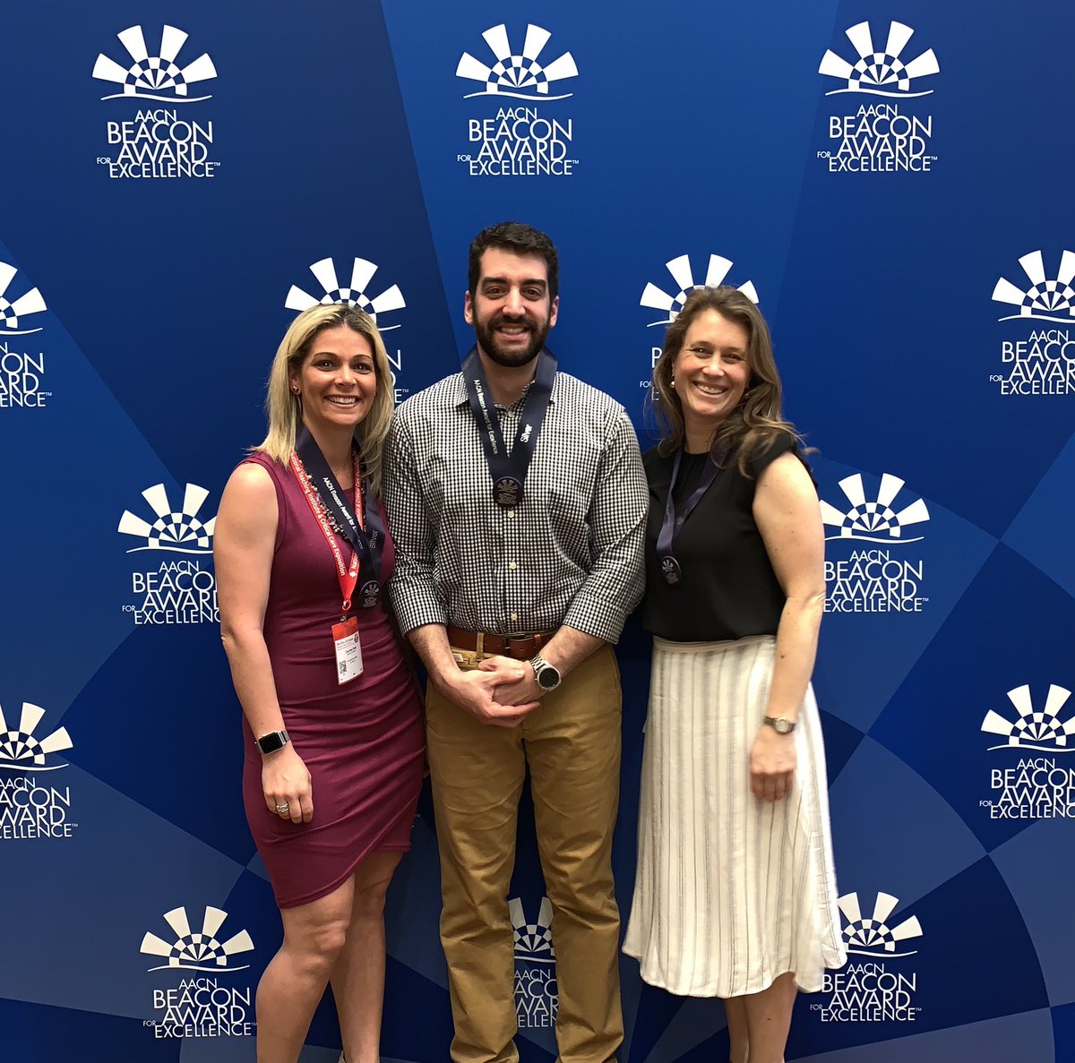 CFoody1316's tweet photo. NTI 2019 Virtua Memorial-Beacon Recipients! @VirtuaHealth @ZakMelissa @nicole_brocious https://t.co/JjNcV1sEb9