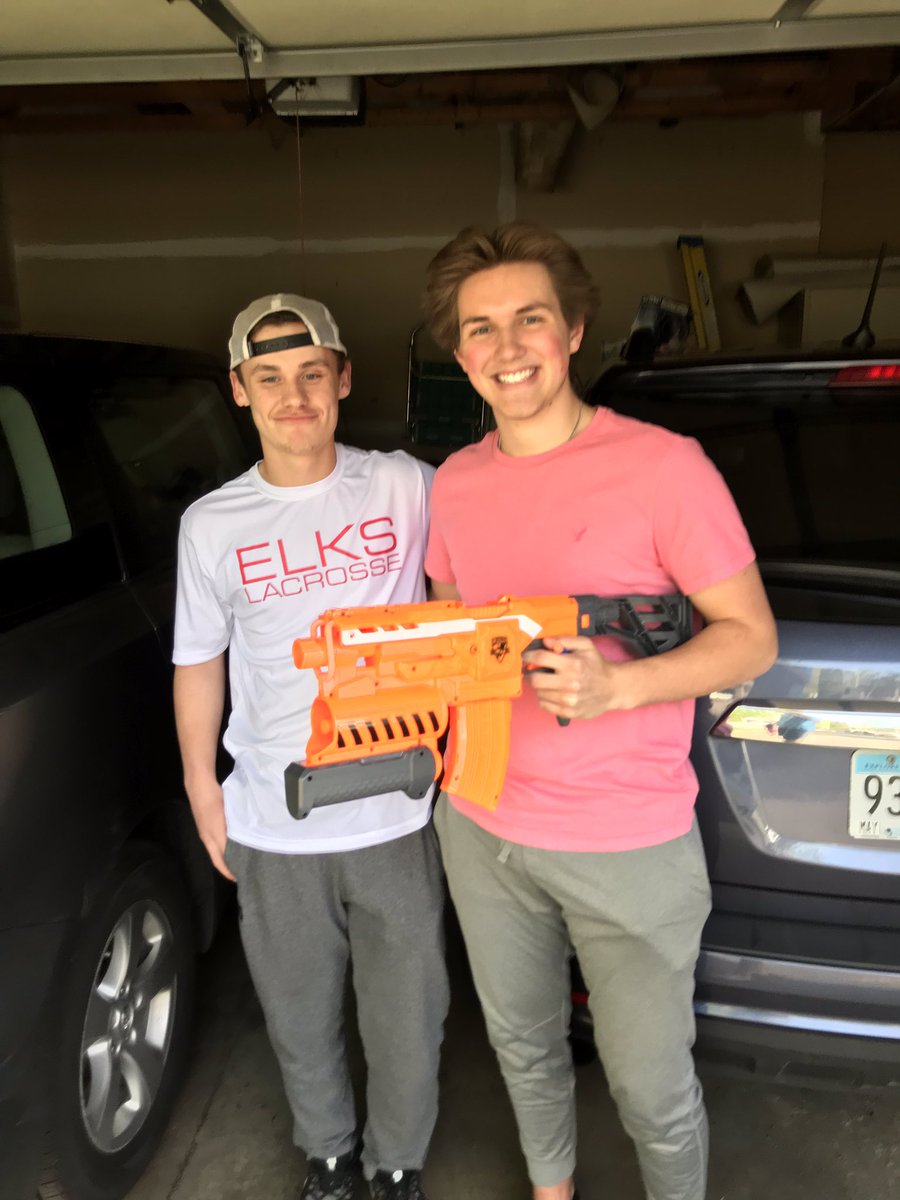 W O R K I N ME ties it all tied up 3-3 #yuhhhhhh <a href="/ElkNerf/">Elk River Nerf War</a> <a href="/GreniukJoseph/">Joe Greniuk</a> <a href="/OfficalSizenRay/">Raymond Sizen</a>