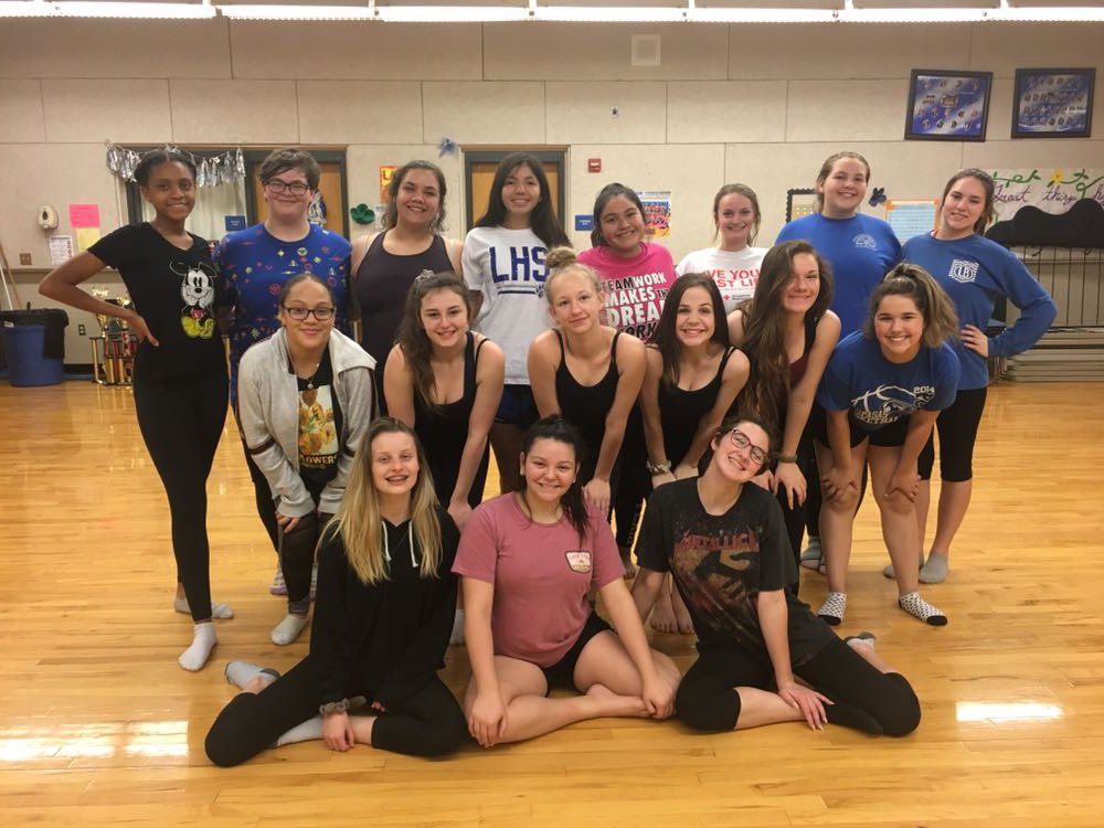 Flames_LHS's tweet photo. New 2019-2020 flames team! https://t.co/MMFzkXnGkj