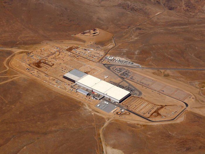 In July 2016, the  #Gigafactory opened.This has proved to be one of  @Tesla’s huge competitive advantages  https://www.wired.com/2016/07/tesla-gigafactory-elon-musk/