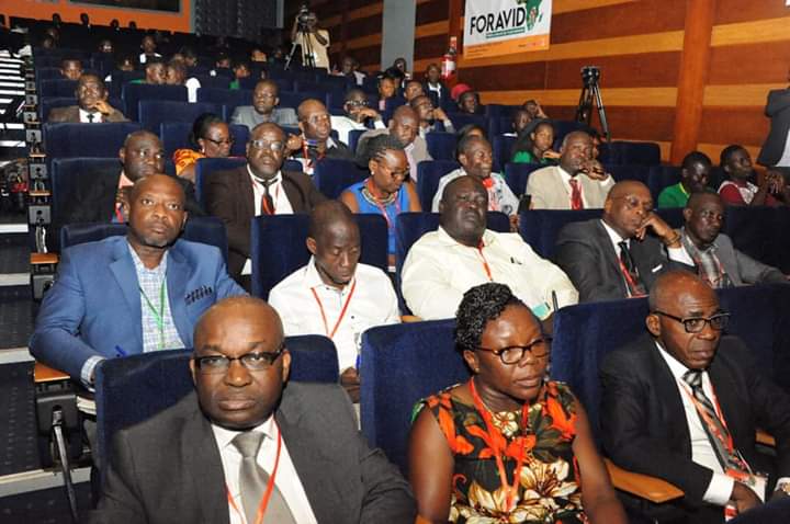 MINASS_CI's tweet photo. Selon Brice Delagneau, SG dudit Forum, ces assises d'Abidjan sont une grande opportunité  pour les Gouvernants, les élus locaux, les partenaires, les experts et la société civile de discuter du bien vivre en ville en Afrique, tel que l'indique le thème de la rencontre. 
#civ https://t.co/ALqdxFDT6m