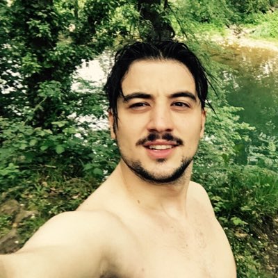 mBarbonAlonso's tweet photo. #NuevaFotoDePerfil https://t.co/Hem1pWwYzl
