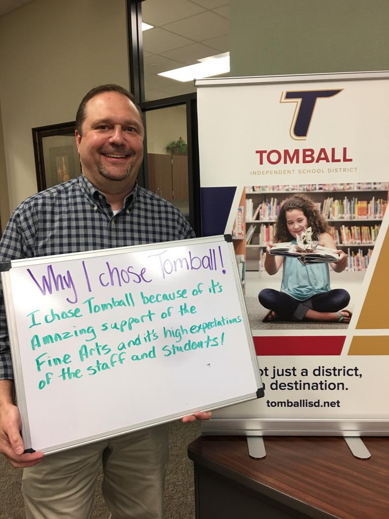 TISD_HT's tweet photo. Meet Mr. Trammell! He will be joining the @TISDCES family for the 2019-2020 school year as an Art Teacher. Welcome to #teamtomball!  @FineArtsTomball #DestinationExcellence 
#WhyIchoseTomballISD https://t.co/MHxtCUjuGf