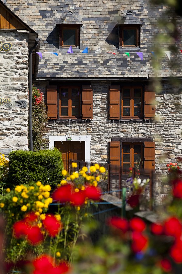 We're STILL waiting for the snow to stop falling here in the #frenchpyrenees! Could someone please tell the skies that we are ready for spring and some sunshine now! We want to get our bikes, canoes & hiking shoes out!  @valleedulouron #destinationpyrenees #ancienneposte