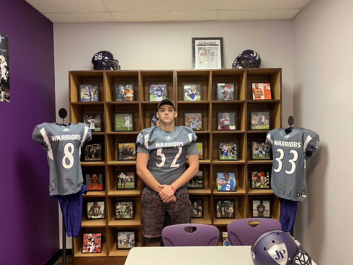 PCBanditsFB's tweet photo. Looking forward to this 6-3 240 ATH MANNING THE THRONE! ⚔️👑 https://t.co/Uw0HL7jtIo