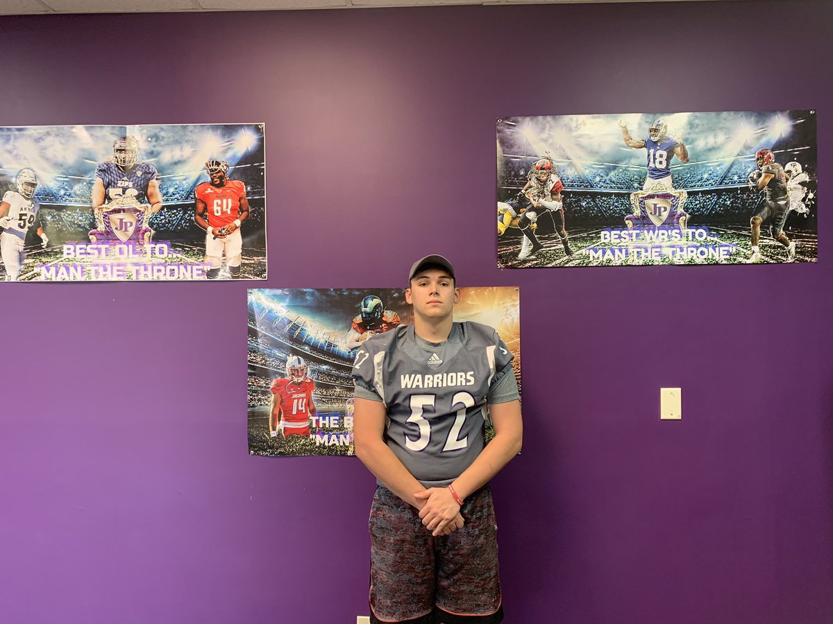 PCBanditsFB's tweet photo. Looking forward to this 6-3 240 ATH MANNING THE THRONE! ⚔️👑 https://t.co/Uw0HL7jtIo