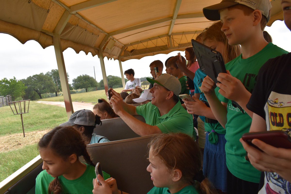 Ashley Davis (@mrsdaviseis) on Twitter photo 