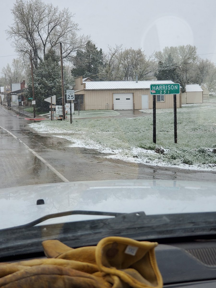 4manningranch's tweet photo. @MikeManion550 Pulling into Alaska Nebraska to get me a can of snuff. #needsunlight https://t.co/v94FF5gYa5