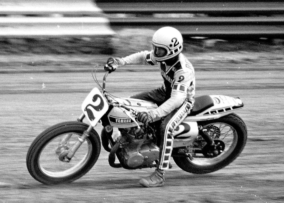 Yamaha TZ 750 Race
