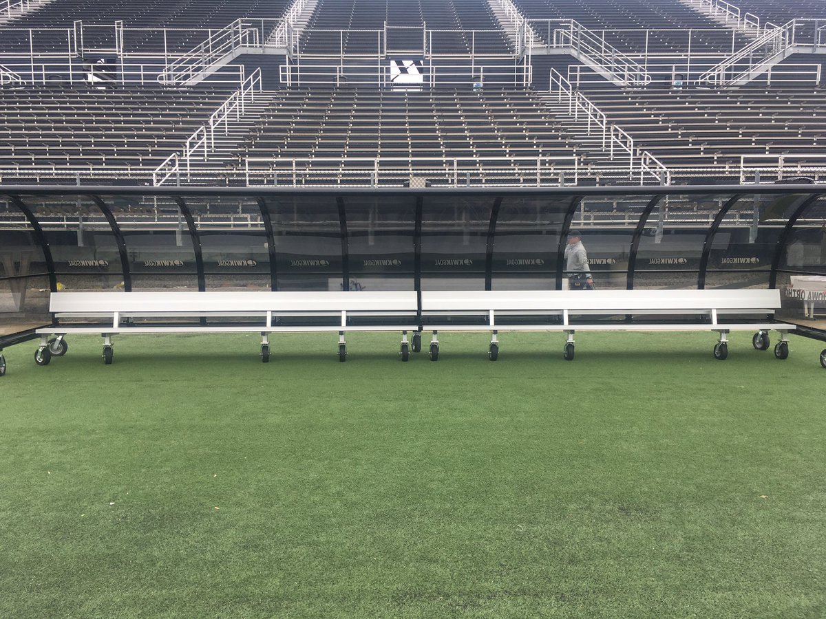 VHStigerssoccer's tweet photo. Thank you @Iowa_Ortho and Nelson Construction and Development for the shelters. Thank you to @RAMA_Athletics of Ubandale for the signage. Beautiful!! Post Season ready. @KwikGoal #rolltigers https://t.co/QKRrGH2p9q