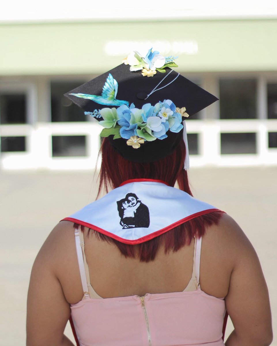CSUNLSG's tweet photo. Our last graduate of the year is our sister Lulu Morfin (OΞ£ #2).β₯οΈ She has graduated with a major in Kinesiology with an emphasis in Sports Studies. Whoa! Way to go, sister! And just like that youβre an alum! We are so very proud!β¨π
#LSGGrad #CSUNGrad19 https://t.co/6bE8SrPFQK