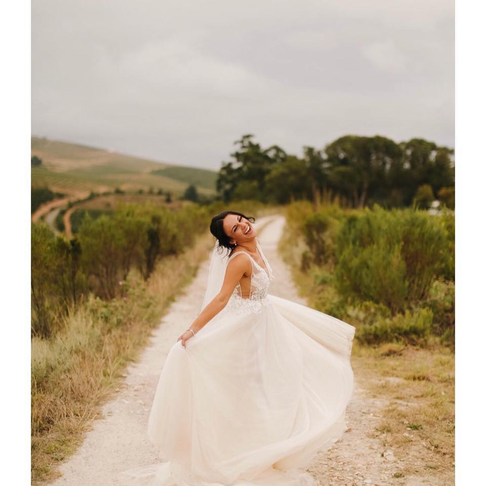 #Happiness of a #Newlywed in #love