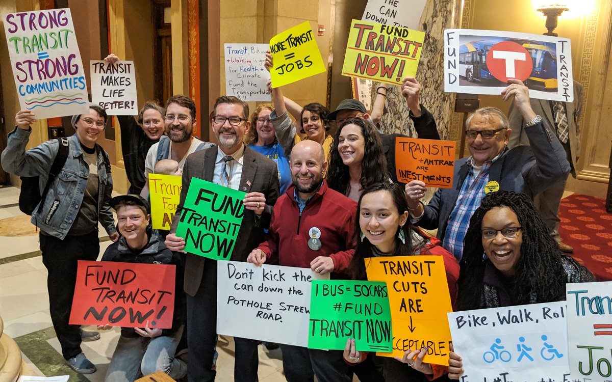 MoveMinnesota's tweet photo. It shouldn't be hard to get to work. It shouldn't be dangerous to cross the street w/ our kids. WE ALL DESERVE BETTER. Ending #mnleg session with no new $ for transit,bike,walk is unacceptable. @GovTimWalz @paulgazelka @melissahortman pls pass bonding for BRT &amp; SafeRoutesToSchool https://t.co/UkmNtMZzME