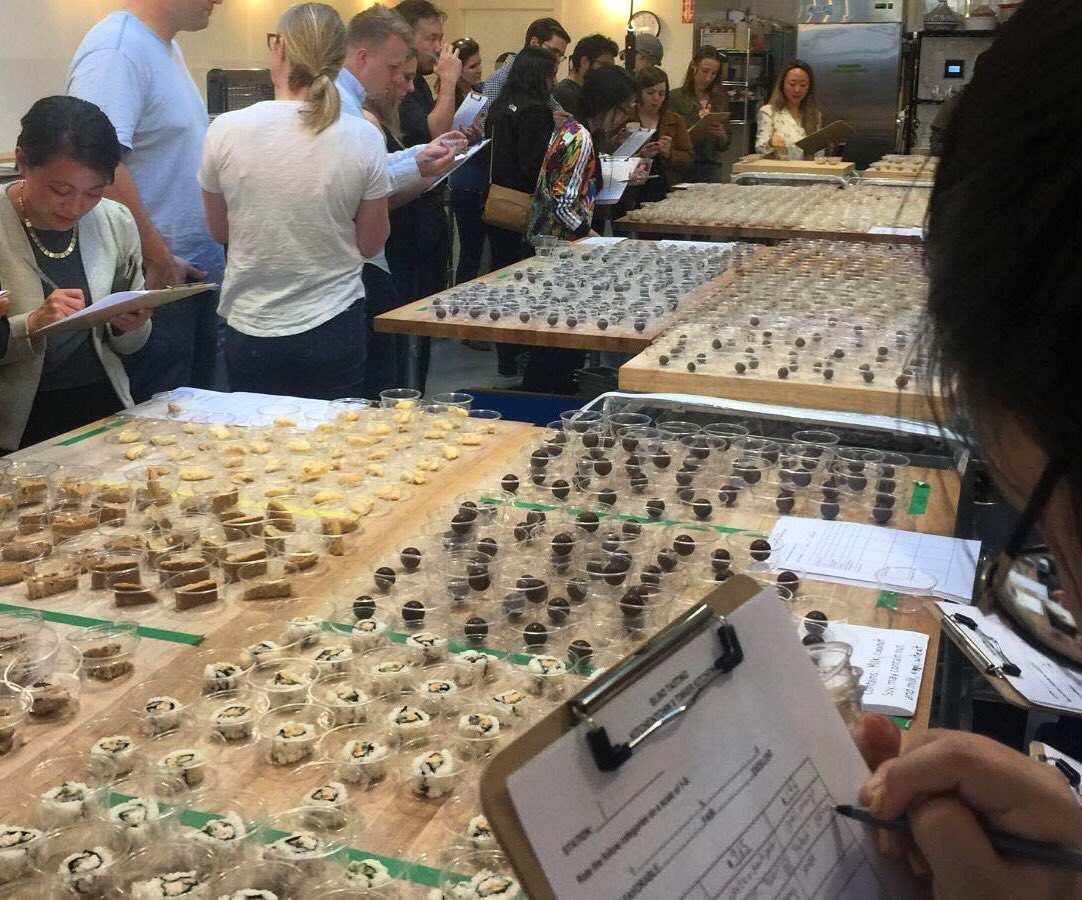 Do you like tasting new foods? We are hosting a Blind Tasting event this Wed at 6.30pm! Just a few tickets left! tinkerkitchen.org/event/blind-ta…