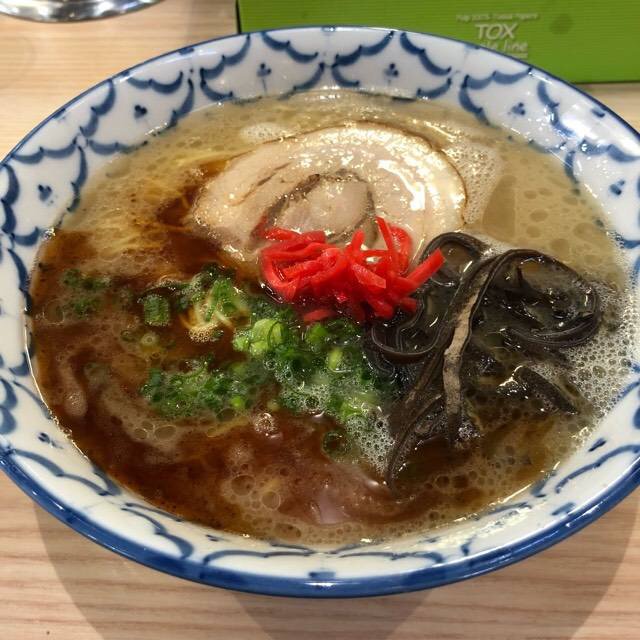 blues_b_dan's tweet photo. 白とんこつ(博多風) at 麺屋夕介

麺⭕️
スープ⭕️
チャーシュー🔺
⭐︎⭐︎⭐︎⭐︎☆ #毎日がラーメン https://t.co/lHG9VdicjD https://t.co/fflu6djXpB