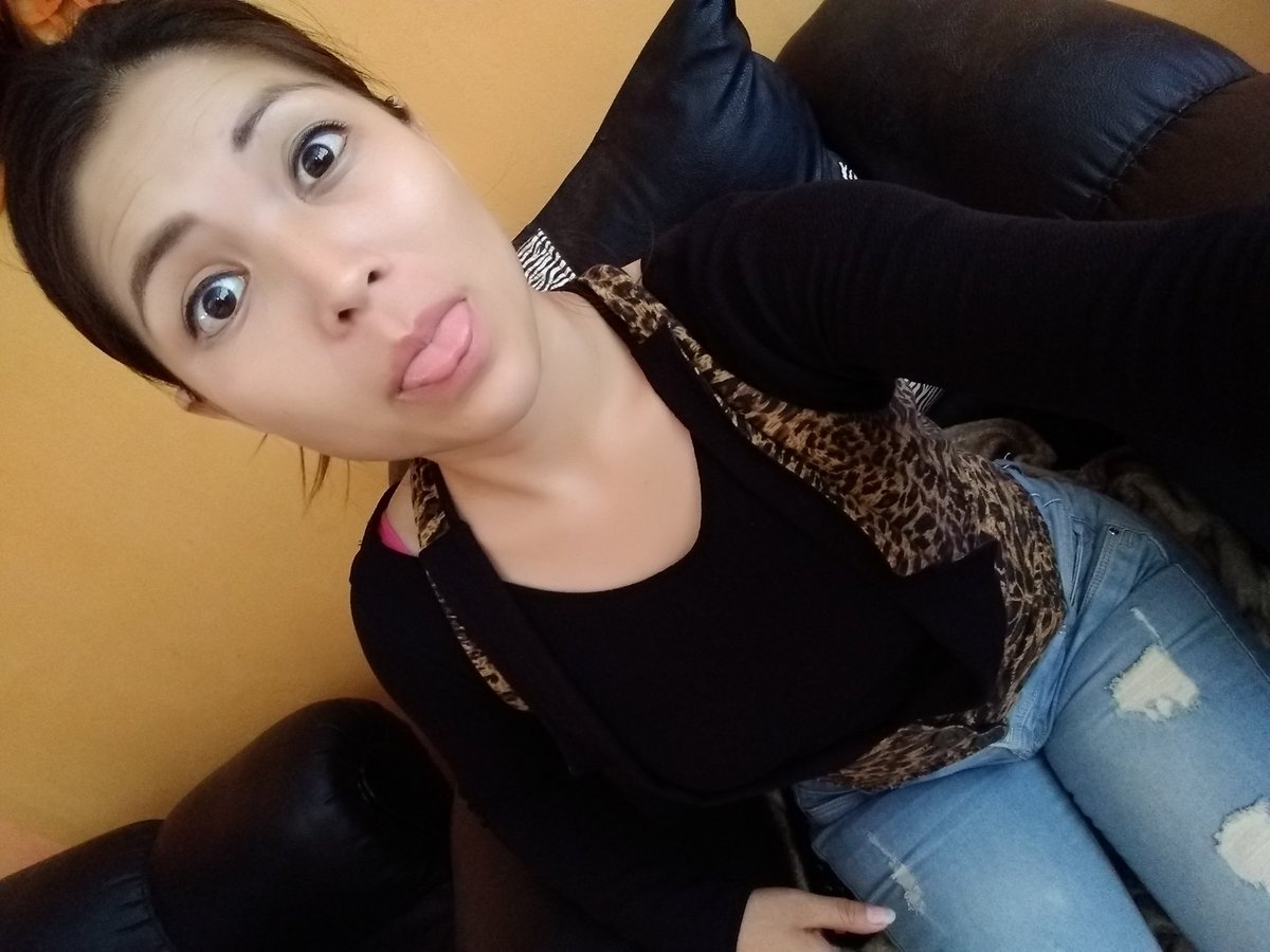 GenesisTerrones's tweet photo. let me recover soon little god 🤧🤒🤮
.
.
.
.
#congripa
#ojeruda
#perofeliz
#siempreoptimista
#Ilovemyself💋 https://t.co/xd0pY7dSyC