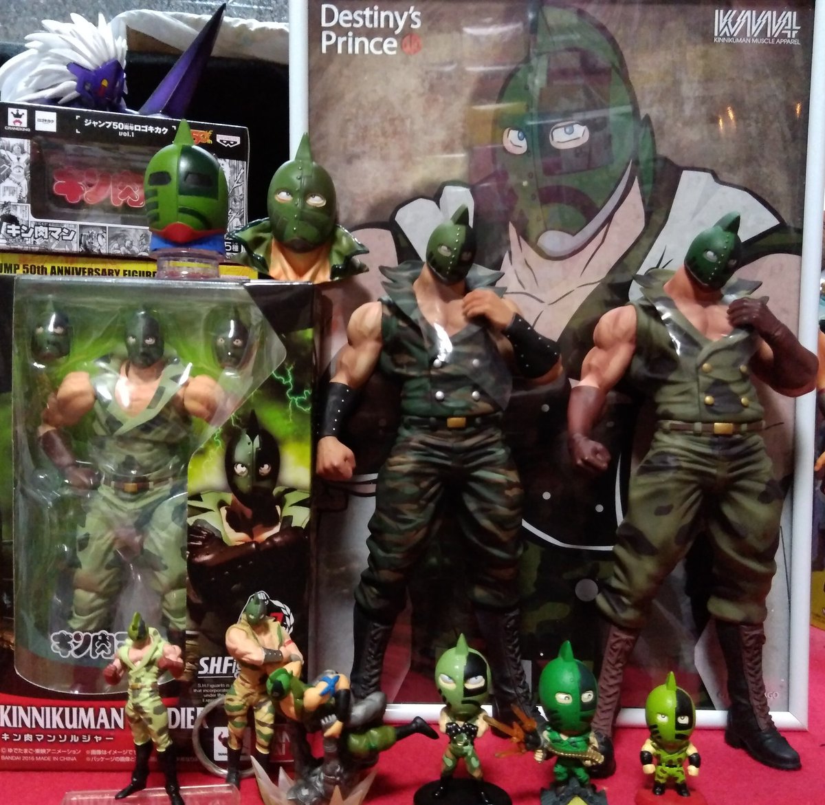 あたる 仮名 キン肉マン Pa Twitter みんな大好きアタル兄さん 登場記念にフィギュアで乾杯 キン肉マン キン肉マンソルジャー アタル兄さん Ccp