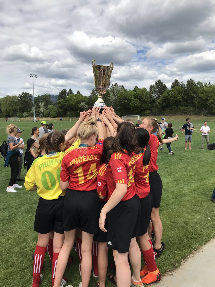 Phoenix2005girl's tweet photo. Fantastic Tournament! Not one goal scored against us.  The Gold Medal game came down to a shoot out VS West Vancouver.  The girls fought hard and they WON GOLD.  What a great group of girls and wonderful coaches!!!🖤❤️🥇⚽️@SPDSASoccer @SherwoodFord @borofc6667 @lainienyl https://t.co/rklt01akri