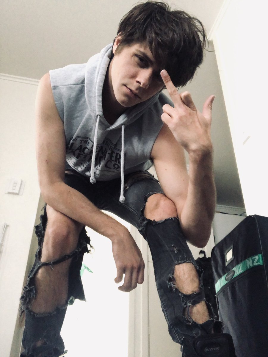 mastermarrowbo1's tweet photo. Forever beneath me, where you fucking belong #dom #bttm #gay #findom #worship #paypig #cashcow #humanatm #bdsm #kinky #erotic #men #humiliation https://t.co/Tk8XkUQRbm