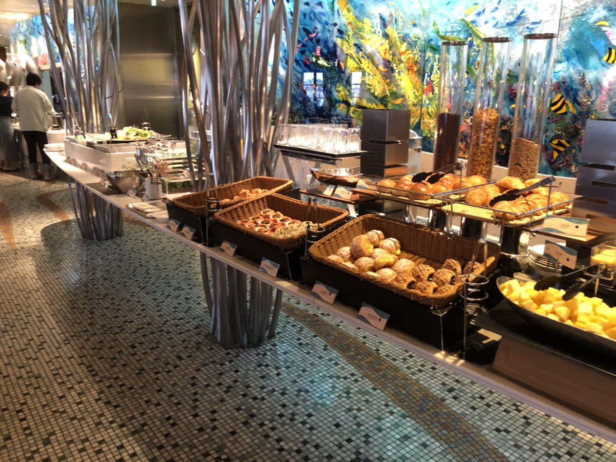 Uzivatel 浪士 Na Twitteru 今朝は ミラコスタ内のオチェーアノで朝食 ブッフェスタイルです 約10年前 初めて食べた時の記憶が蘇りました 凄く美味しかったです 東京ディズニーシーホテルミラコスタ オチェーアノ