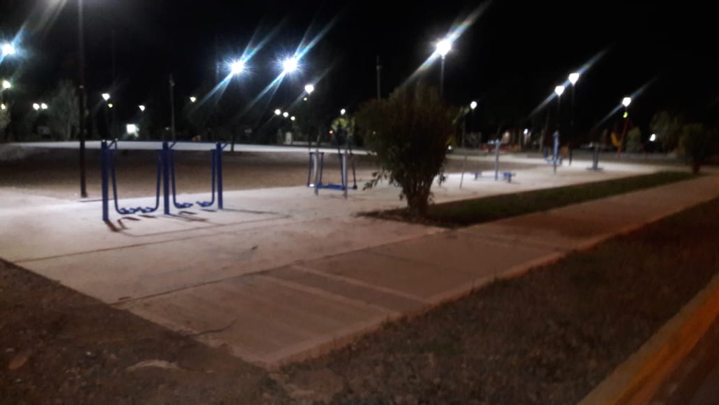 Defensa Civil recorrido preventivo por Plaza Brown y Plaza San Benito.