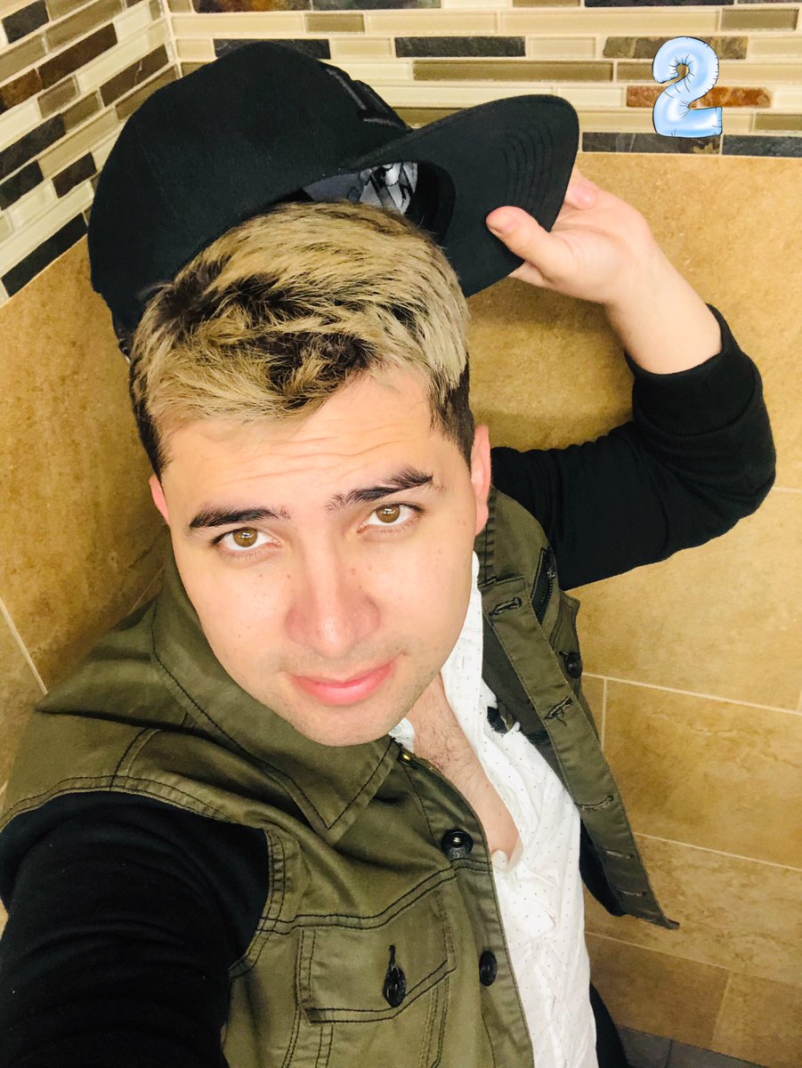 GABYBRV1's tweet photo. Cual es la mejor 🤳🏻? 1234
Por qué? 
Los veo 🧐 https://t.co/eeof82Y8VW