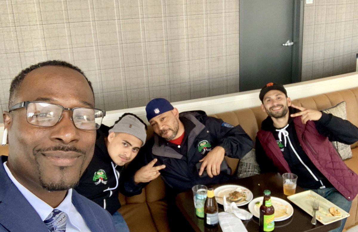 UrbanAlchemyUA's tweet photo. Spreading love to all of y’all! We work hard for the community and still find time for relaxation 😉 #UA #BART #CCC #SFClean #ParkStopSF #PitStopSF #Zendesk #STRAND https://t.co/nrJhJwLxMu