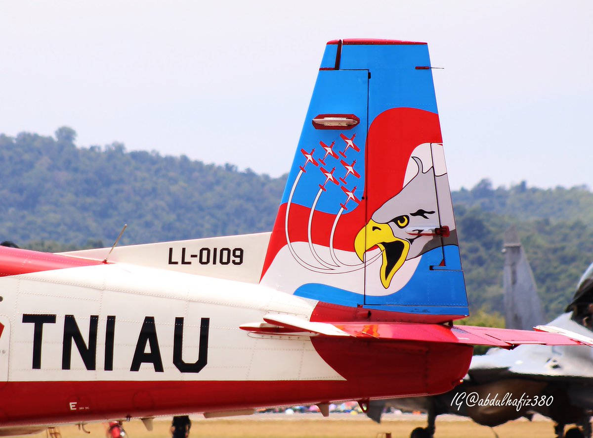 Abdul_Hafiz380's tweet photo. Salam dan selamat pagi.
Salam 16 Ramadan.
KAI KT-1s
Jupiter Aerobatic Team.
#avgeek
#lima19
#jupiteraerobaticteam
#indonesiaairforce
#tentaranasionalindonesia
#megaplane
#aviation
#aviationdaily
#tailtuesday
#airshow
#malaysiaairports
#lgk
#wmkl https://t.co/0X3mmaJ7ti