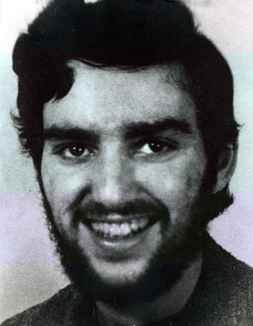 Remembering Patsy O’Hara who died on hunger strike on this day in 1981 aged 23. The Brits disfigured his dead body with punches and cigarette burns. The RUC threatened the O’Hara family, telling them they would throw his body out of a helicopter.