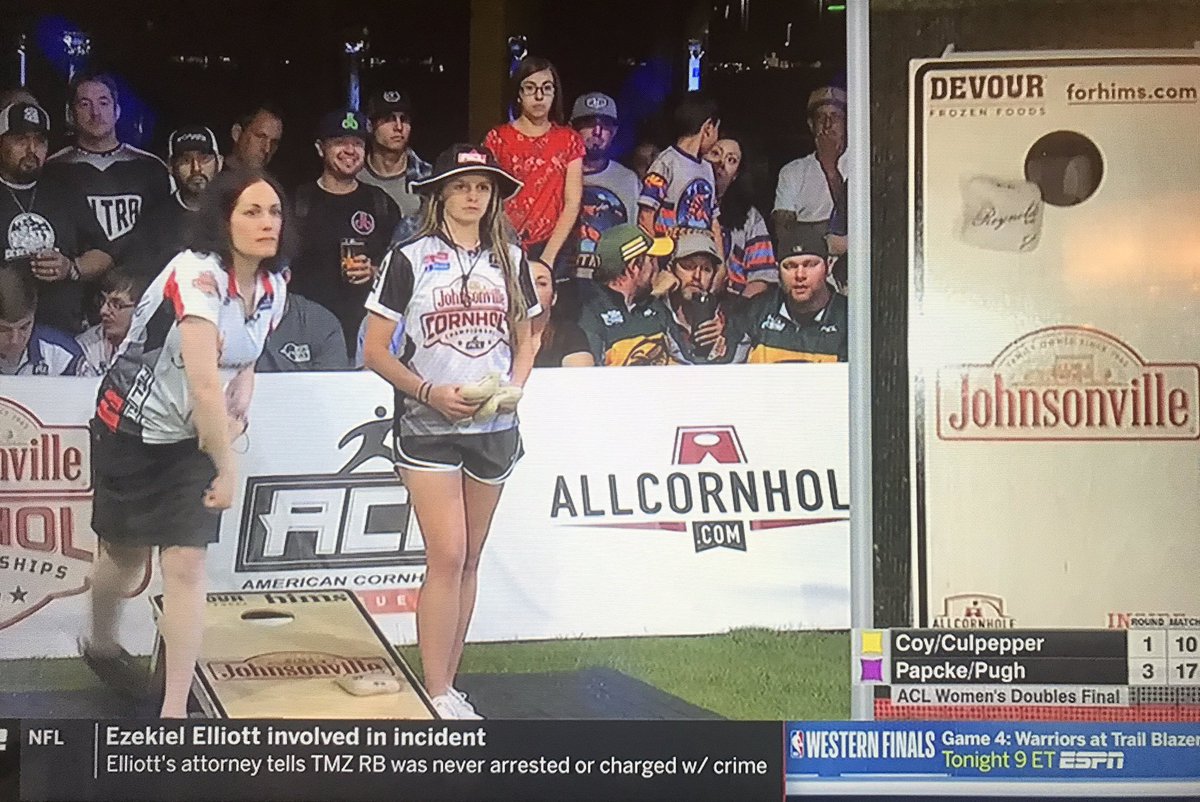 There’s a professional corn hole league??? 🤔